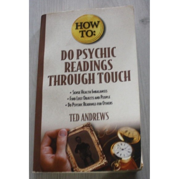 How to Do Psychic Readings Through Touch Paperback Book Ted Andrews Psychometry - Picture 1 of 3